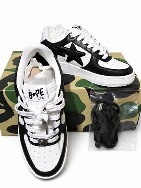 Bape Black & White STA Low-Top Sneakers Size 5